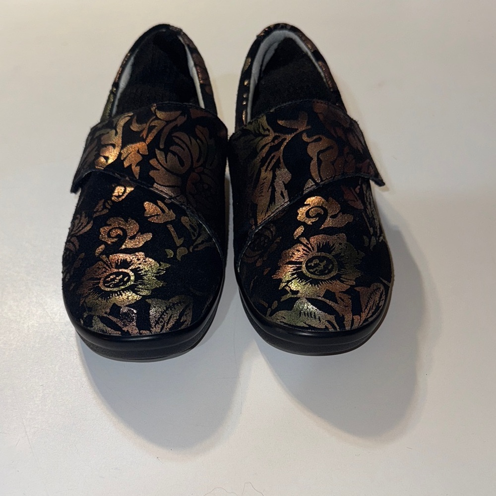 Alegria Black and Multi Color Foil Floral Mules‎